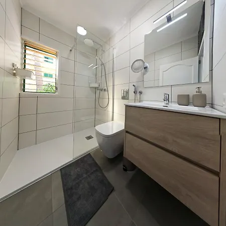 Olas Palmeras Apartment *