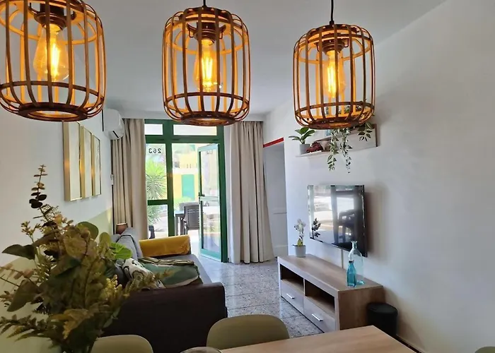 Olas Palmeras Playa del Ingles (Gran Canaria)